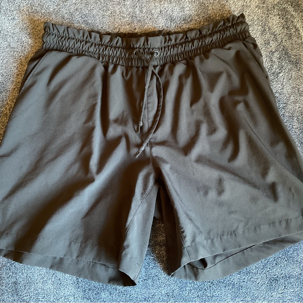 Mondi Women's Black Athletic Shorts